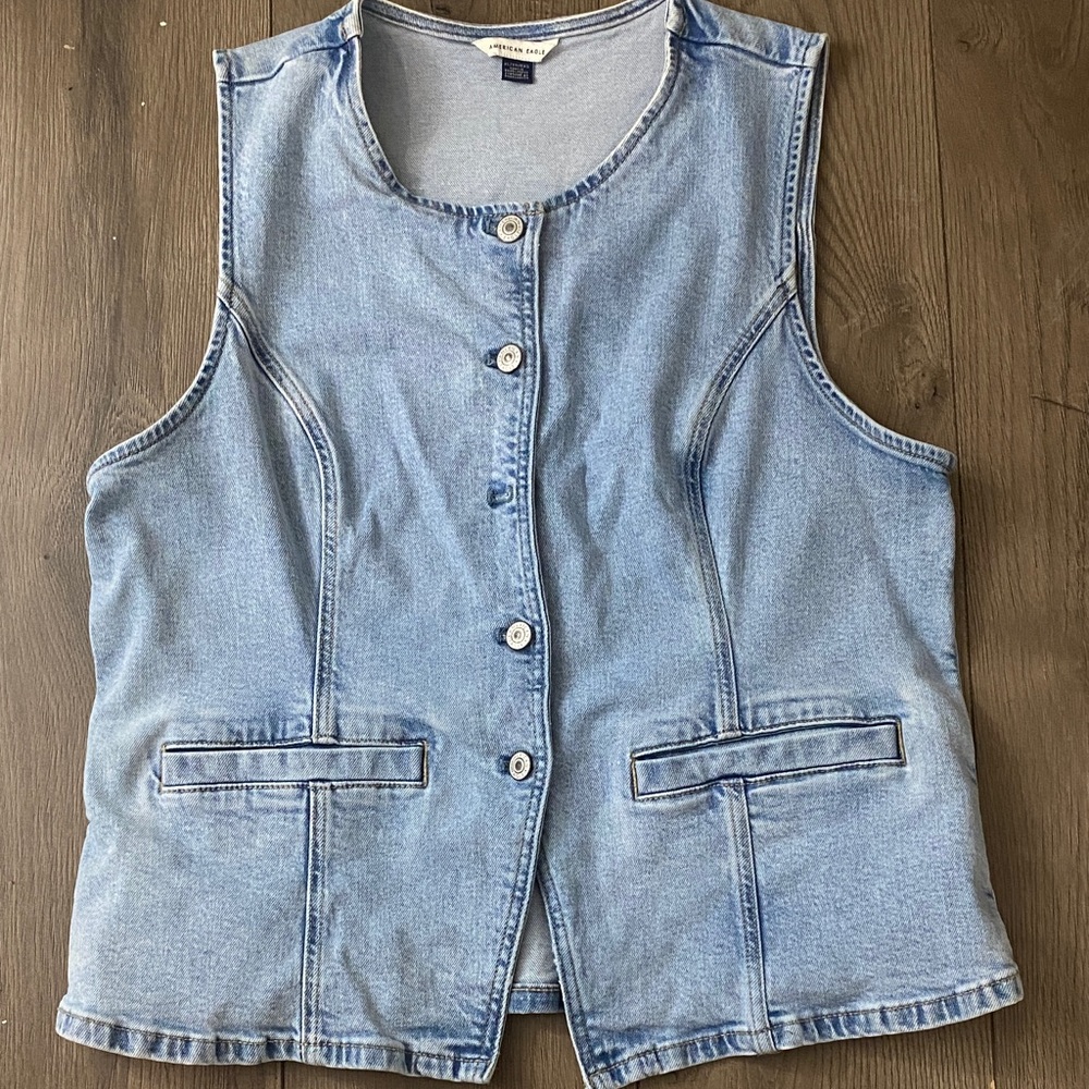 American Eagle Outfitters Light Blue Denim Jacket
